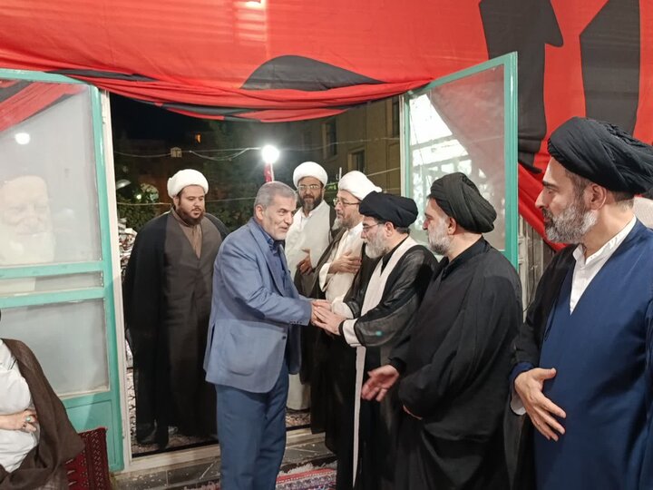 تصاویر/مراسم گرامیداشت شهدا و آیت‌الله العظمی شبیری زنجانی در اراک