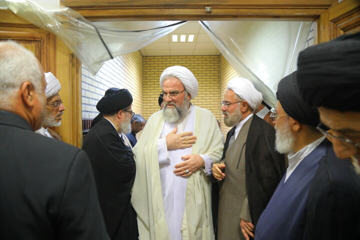 تصاویر/ مراسم بزرگداشت آیت الله العظمی شبیری زنجانی توسط آیت الله العظمی جوادی آملی