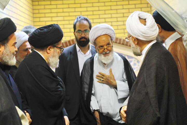 تصاویر/ مراسم بزرگداشت آیت الله العظمی شبیری زنجانی توسط آیت الله العظمی جوادی آملی