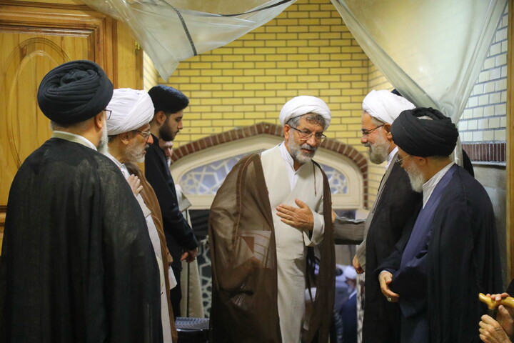 تصاویر/ مراسم بزرگداشت آیت الله العظمی شبیری زنجانی توسط آیت الله العظمی جوادی آملی
