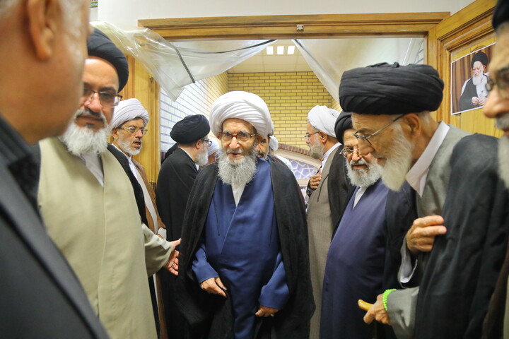 تصاویر/ مراسم بزرگداشت آیت الله العظمی شبیری زنجانی توسط آیت الله العظمی جوادی آملی