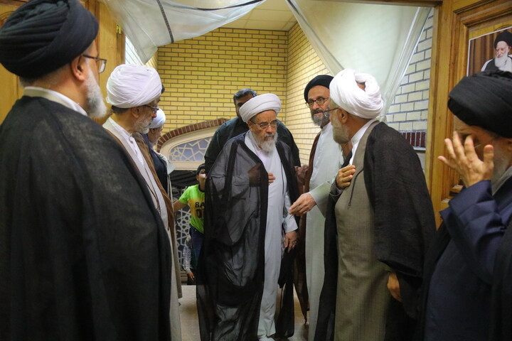 تصاویر/ مراسم بزرگداشت آیت الله العظمی شبیری زنجانی توسط آیت الله العظمی جوادی آملی