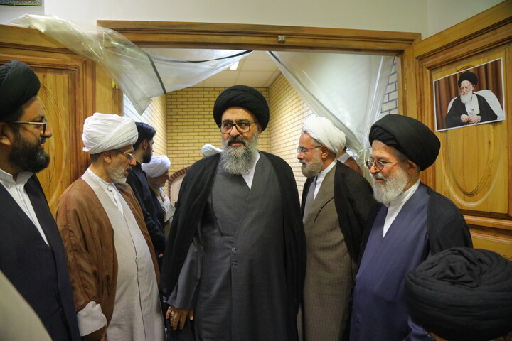 تصاویر/ مراسم بزرگداشت آیت الله العظمی شبیری زنجانی توسط آیت الله العظمی جوادی آملی