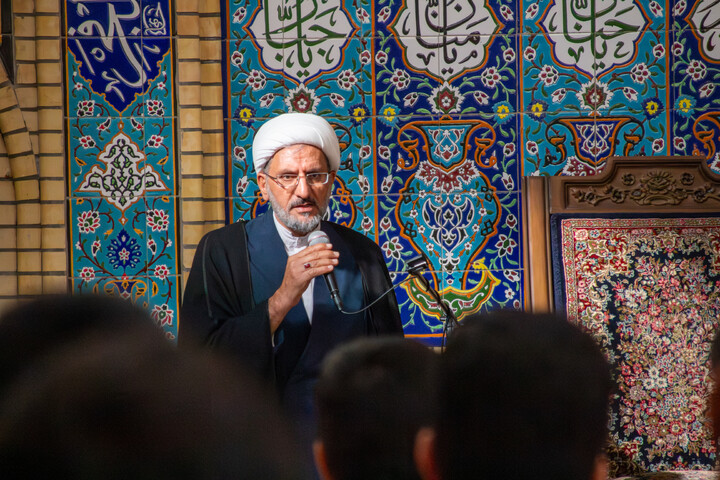 تصاویر/ روایتگری روحانیون جانباز در میان طلاب مدرسه علمیه صالحیه شهر کرمان