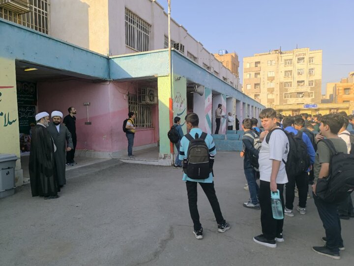 تصاویر/بازدید معاون تهذیب حوزه علمیه خوزستان از مدارس امین اهواز