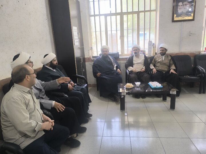 تصاویر/بازدید معاون تهذیب حوزه علمیه خوزستان از مدارس امین اهواز