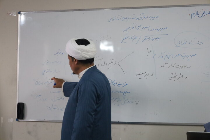 تصاویر/کارگاه اصول و مبانی مدیریت در واحد های آموزشی و تربیتی ویژه مدیران مدارس هرمزگان در شهر قم