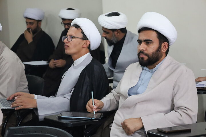 تصاویر/کارگاه اصول و مبانی مدیریت در واحد های آموزشی و تربیتی ویژه مدیران مدارس هرمزگان در شهر قم