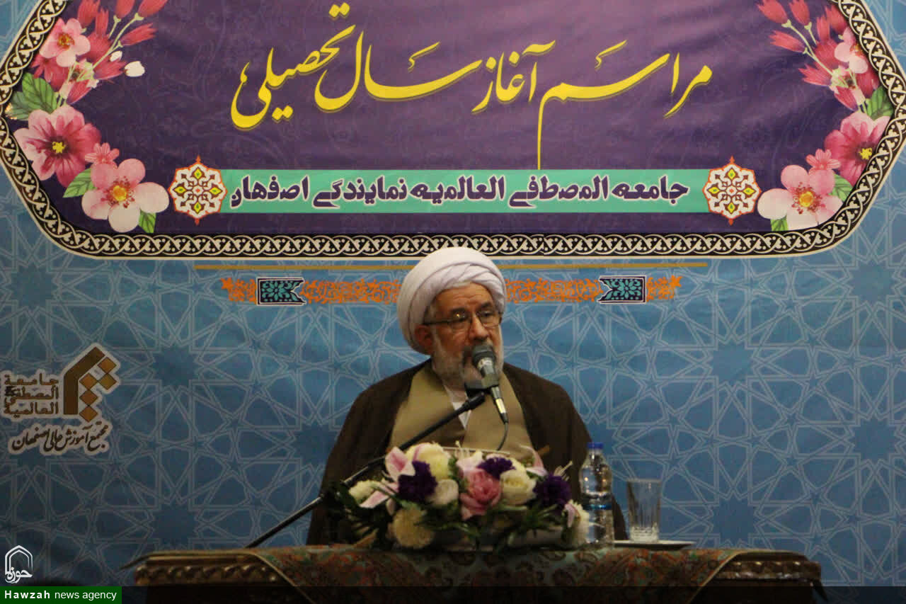 جامعه‌المصطفی در ایام جنگ، نظام آموزشی خود را حفظ کرد