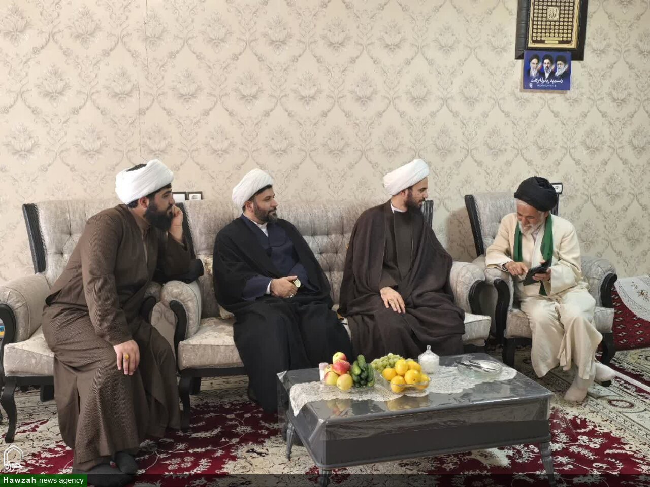 تجلیل از روحانی مبارزی که بیش از هزار روز در زندان ساواک به سر برد