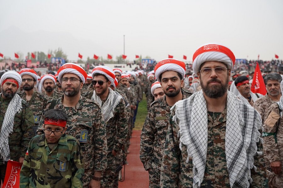 رزمایش ۵۰ هزار نفری «جان‌فدایان ایران» در کرمانشاه برگزار شد+تصاویر
