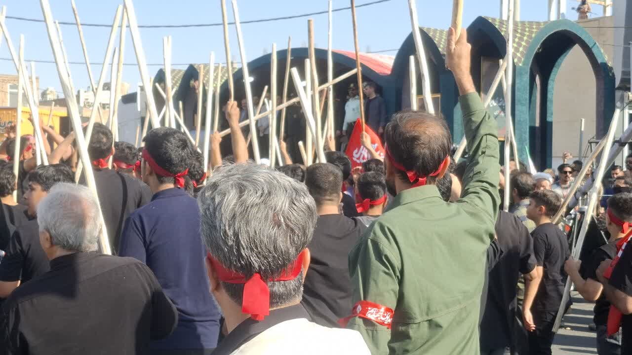کاروان پیاده «وارثان حماسه خونین اردهال» عازم مشهد اردهال شدند+تصاویر وفیلم