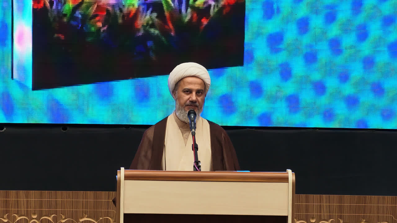 مدارس علمیه خواهران با رویکرد جهادی وارد سال تحصیلی جدید شوند