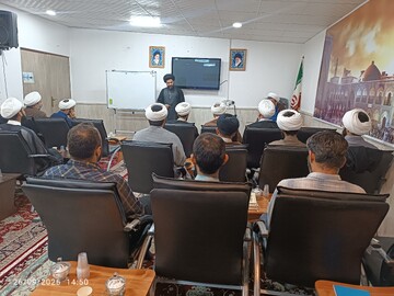 تصاویر/ برگزاری دوره تربیت استاد روخوانی و تجوید قرآن کریم در حوزه علمیه خوزستان