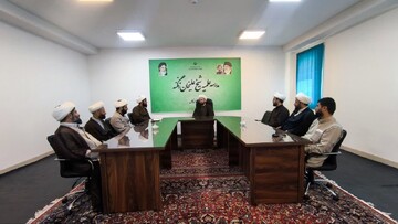 مسائل و دغدغه‌های کادر و اساتید مدرسه علمیه تویسرکان بررسی شد