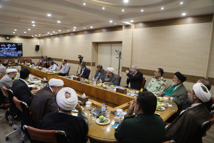 برپایی تجمعات شبانه