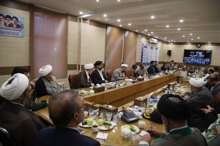 برپایی تجمعات شبانه