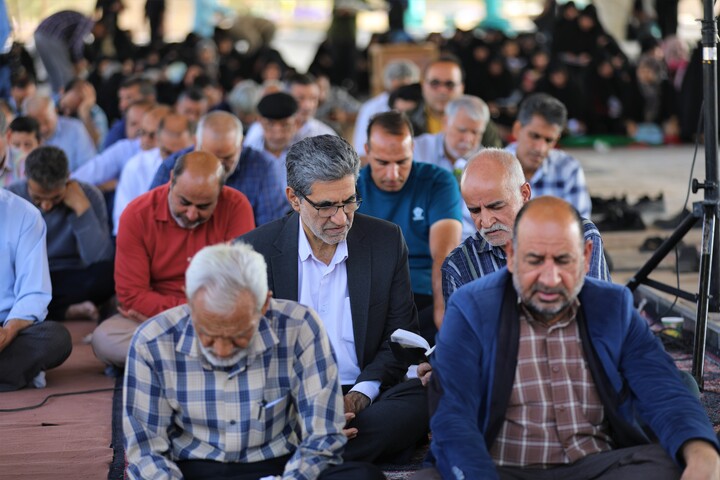 تصاویر/ برگزاری دعای ندبه در گلزار شهدای خلدبرین یزد