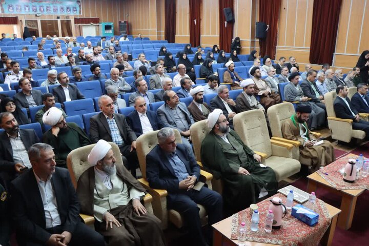 تصاویر/ آیین تکریم و معارفه امام جمعه قرچک