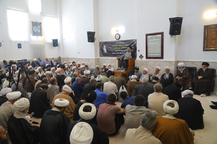 تصاویر/ مراسم بزرگداشت آیت الله العظمی شبیری زنجانی توسط آیت الله العظمی نوری همدانی