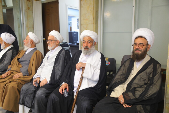 تصاویر/ مراسم بزرگداشت آیت الله العظمی شبیری زنجانی توسط آیت الله العظمی نوری همدانی