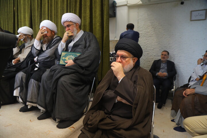 تصاویر/ مراسم بزرگداشت آیت الله العظمی شبیری زنجانی توسط آیت الله العظمی نوری همدانی