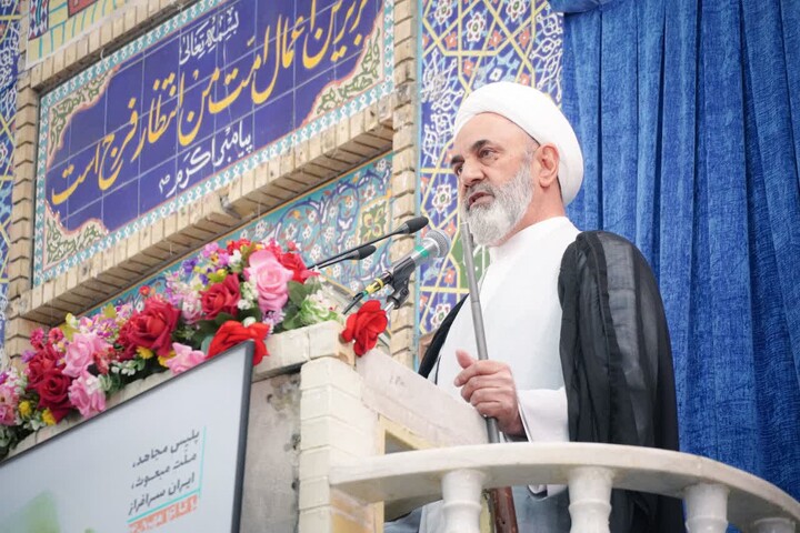 تصاویر/ اقامه نمازجمعه شهر کرمان