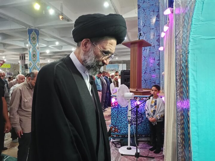 تصاویر/ نمازعبادی سیاسی جمعه کاشان