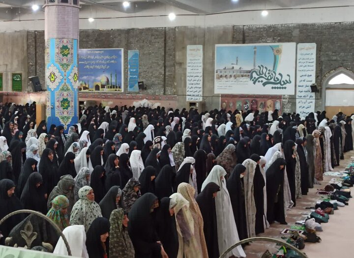 تصاویر/ نمازعبادی سیاسی جمعه کاشان