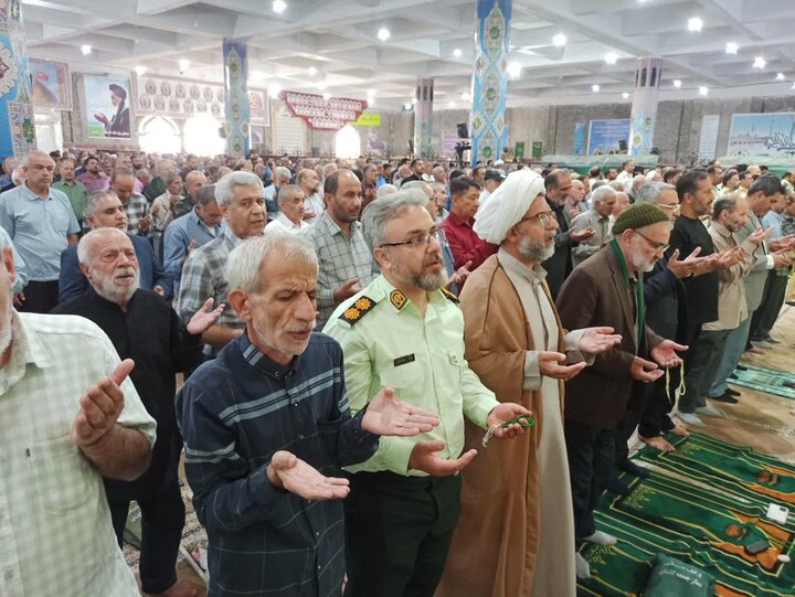 تصاویر/ نمازعبادی سیاسی جمعه کاشان