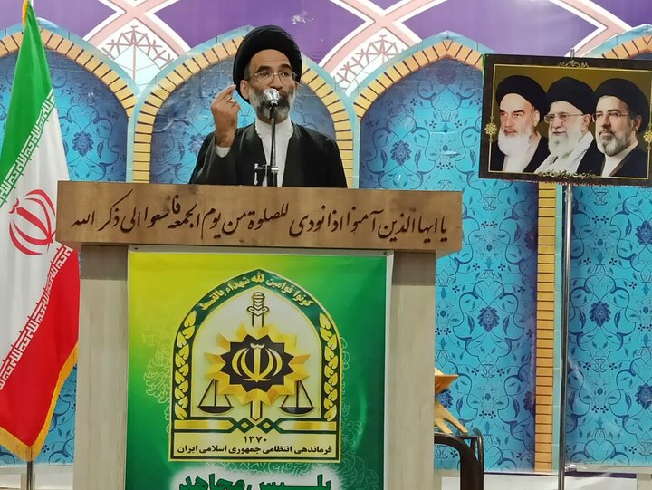 تصاویر/ نمازعبادی سیاسی جمعه کاشان