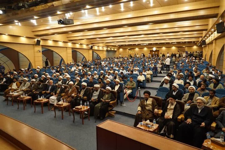 قم میں شہدائے مقاومت کانفرنس کا انعقاد