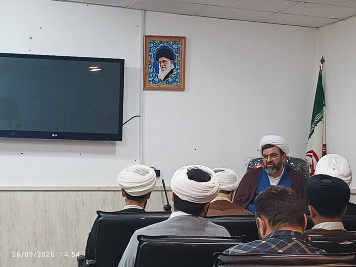 تصاویر/ برگزاری دوره تربیت استاد روخوانی و تجوید قرآن کریم در حوزه علمیه خوزستان