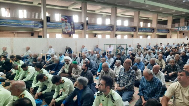 تصاویر/اقامه نماز عبادی سیاسی جمعه در خمین