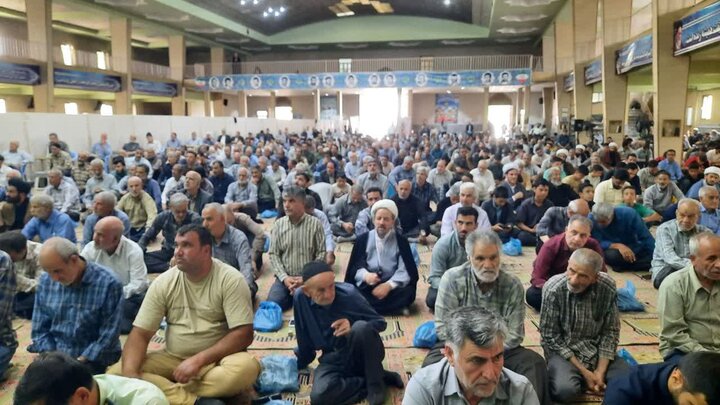 تصاویر/اقامه نماز عبادی سیاسی جمعه در خمین