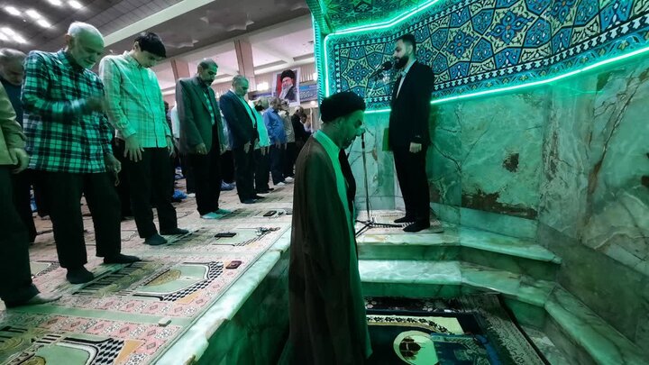 تصاویر/اقامه نماز عبادی سیاسی جمعه در خمین