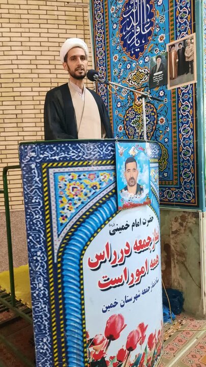تصاویر/اقامه نماز عبادی سیاسی جمعه در خمین