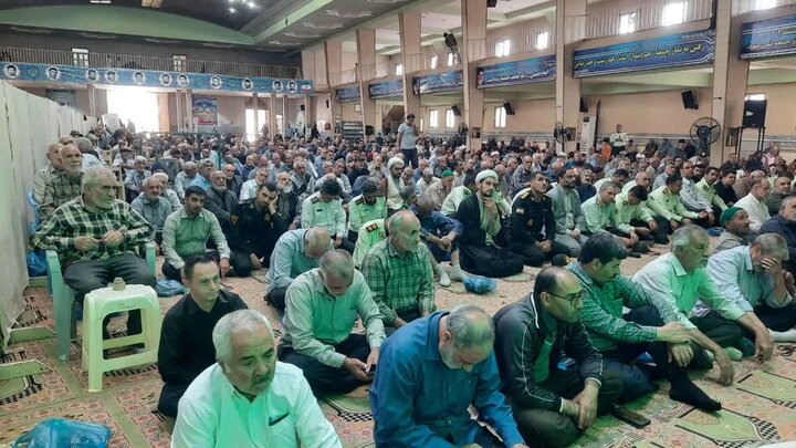 تصاویر/اقامه نماز عبادی سیاسی جمعه در خمین
