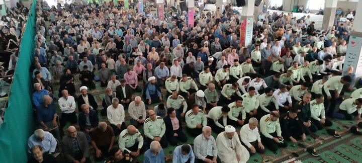 تصاویر/اقامه نماز عبادی سیاسی جمعه در ساوه