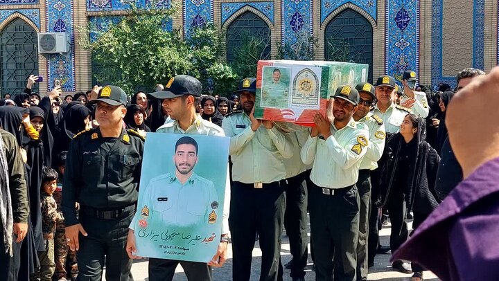 وداع باشکوه مردم ولایتمدار سیستان با شهید امنیت علیرضاسنچولی