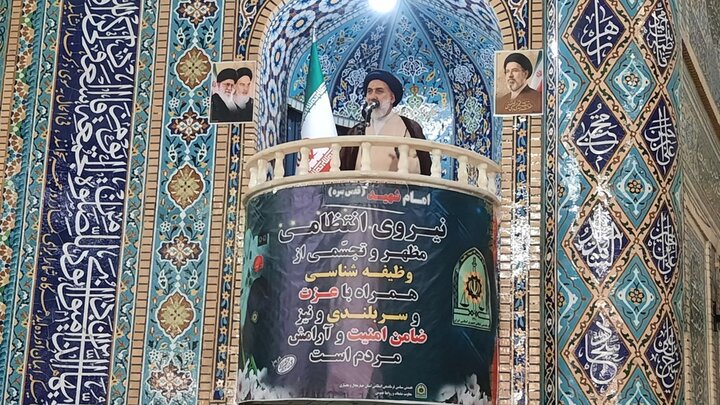 تصاویر/ نماز عبادی سیاسی جمعه در شهرکرد