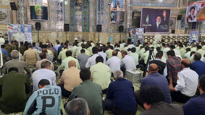تصاویر/ نماز عبادی سیاسی جمعه در شهرکرد