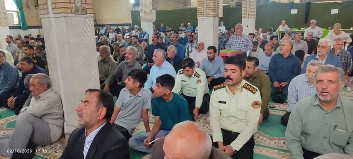 تصاویر/اقامه نماز عبادی سیاسی جمعه در زرندیه
