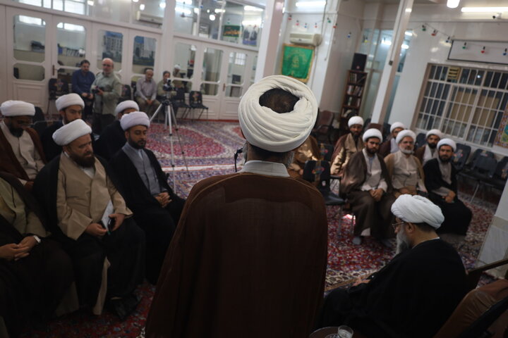 تصاویر/ دیدار مدیران مدارس علمیه استان هرمزگان با حضرت آیت‌الله العظمی فاضل لنکرانی