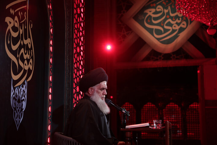 تصاویر/ اقامه دعای کمیل و ندبه در حرم حضرت موسی مبرقع(ع) قم