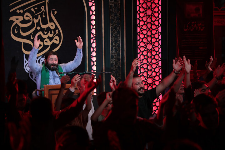 تصاویر/ اقامه دعای کمیل و ندبه در حرم حضرت موسی مبرقع(ع) قم