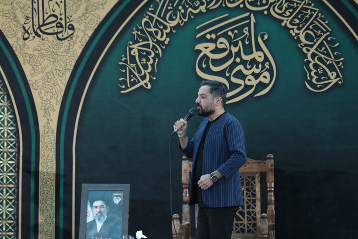تصاویر/ در آستانه سالروز رحلت: آئین غبارروبی، عطرافشانی و تعویض پرچم حرم حضرت موسی مبرقع(ع)