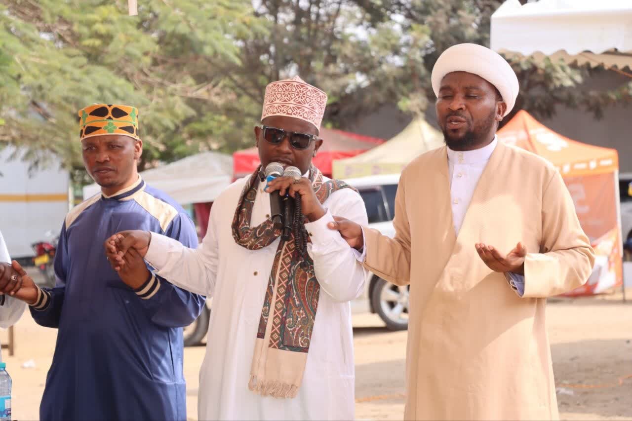Kondoa Yatikisa kwa Sherehe za Maulidi ya Mtume Muhammad (s.a.w.w.), Viongozi na Waumini Wakutana Katika Kumbukumbu ya Kuzaliwa Mbora wa Viumbe