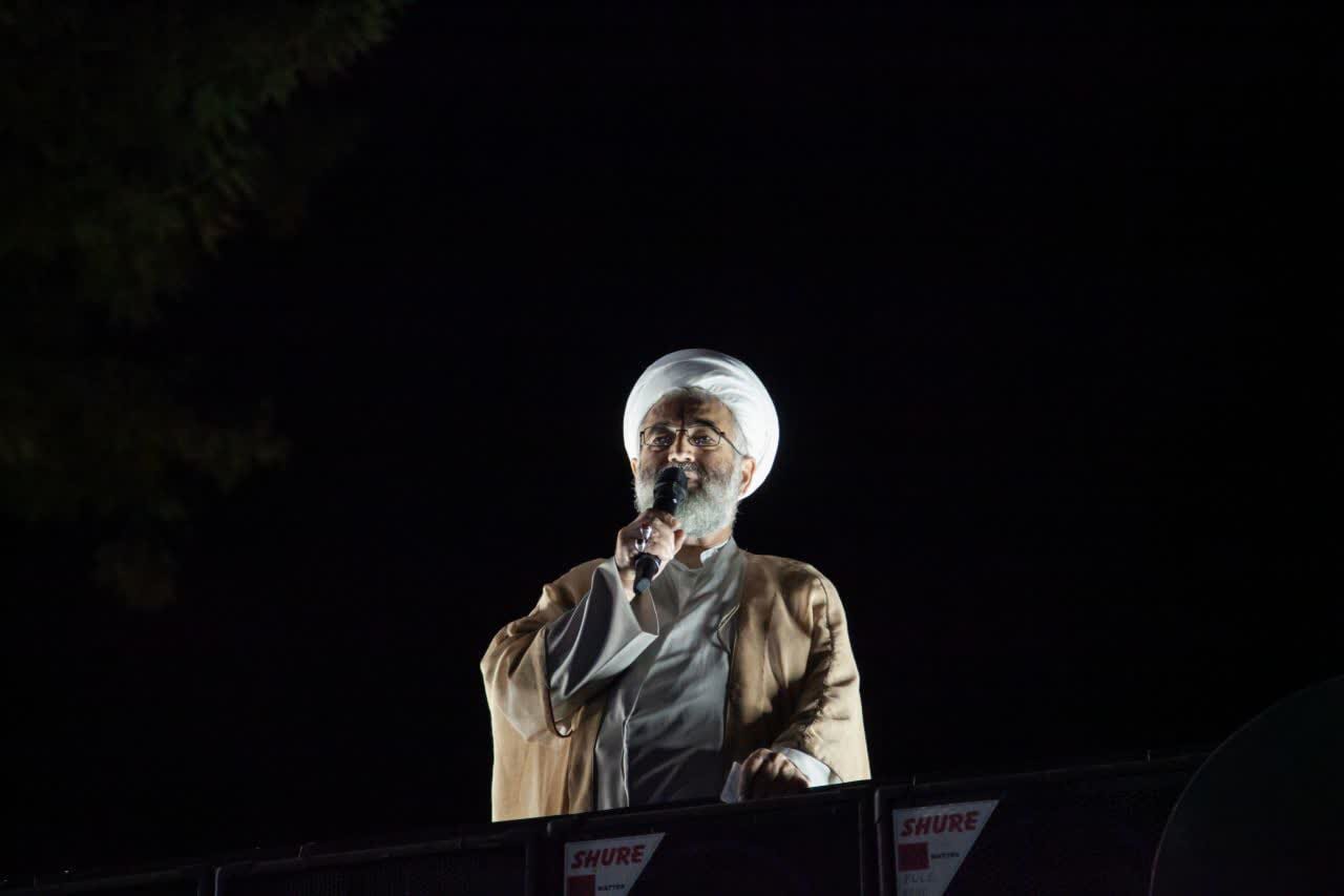 مسئولان در برابر عملکرد خود و حقوق مردم پاسخگو باشند