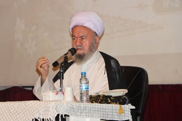 نماز از مهمترین واجبات دینی و زمینه ساز ارتباط انسان با خداست